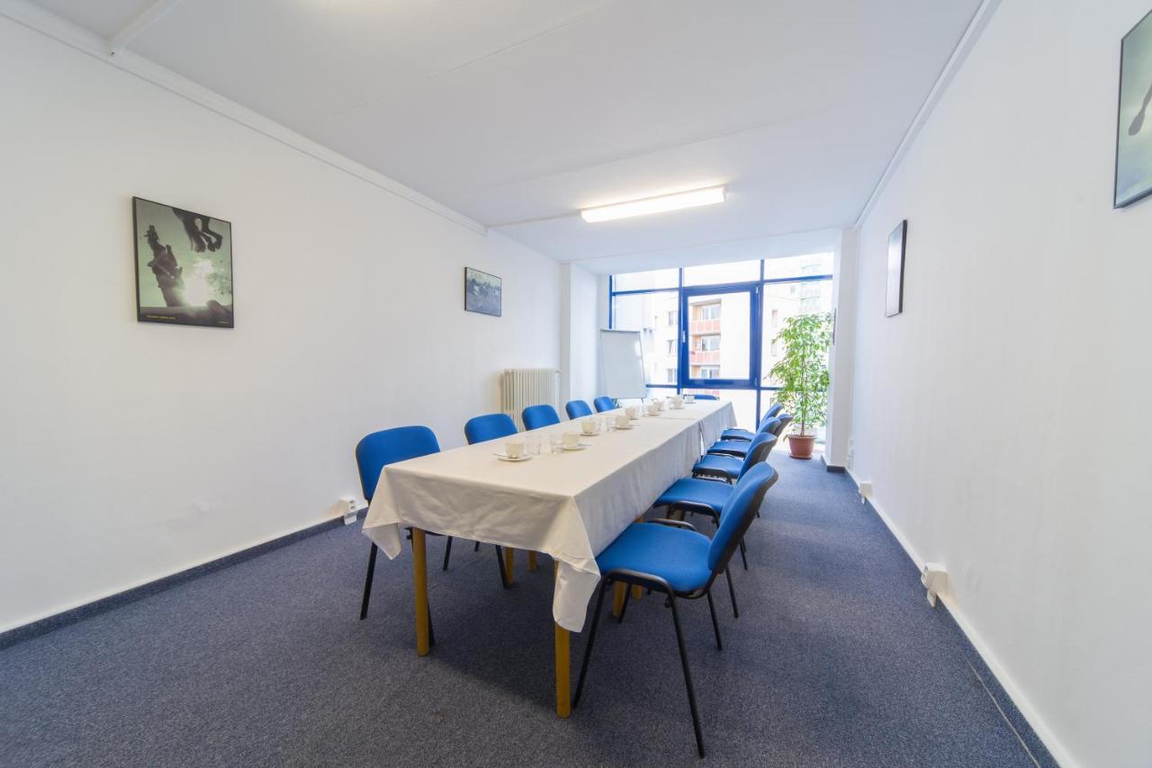 Hotel Arnost Garni Pardubice Extérieur photo