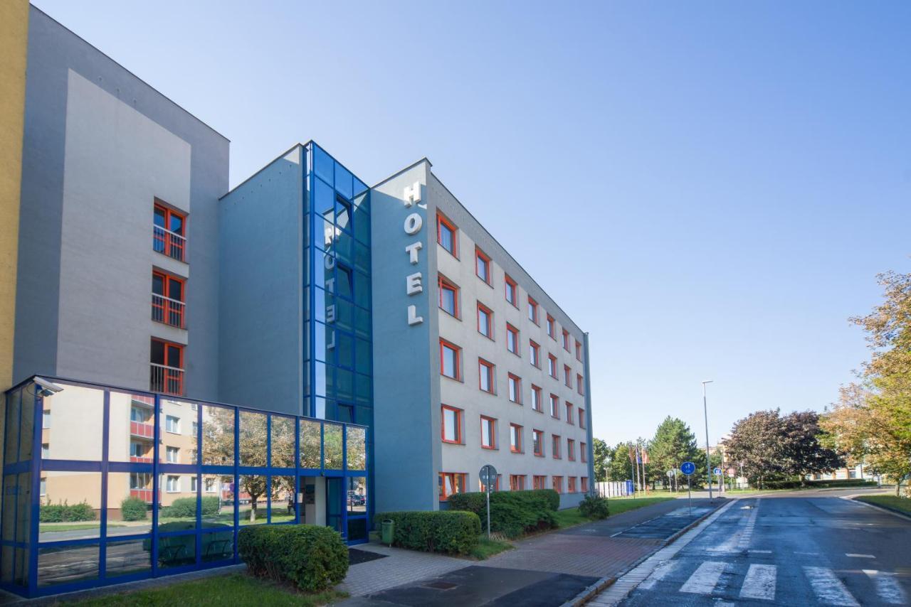 Hotel Arnost Garni Pardubice Extérieur photo